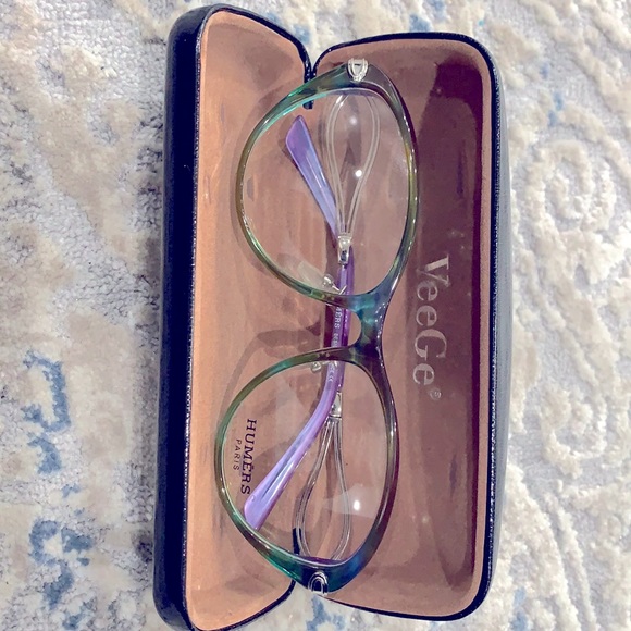 Funky glasses - Picture 1 of 1